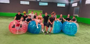 Futbol burbuja indoor